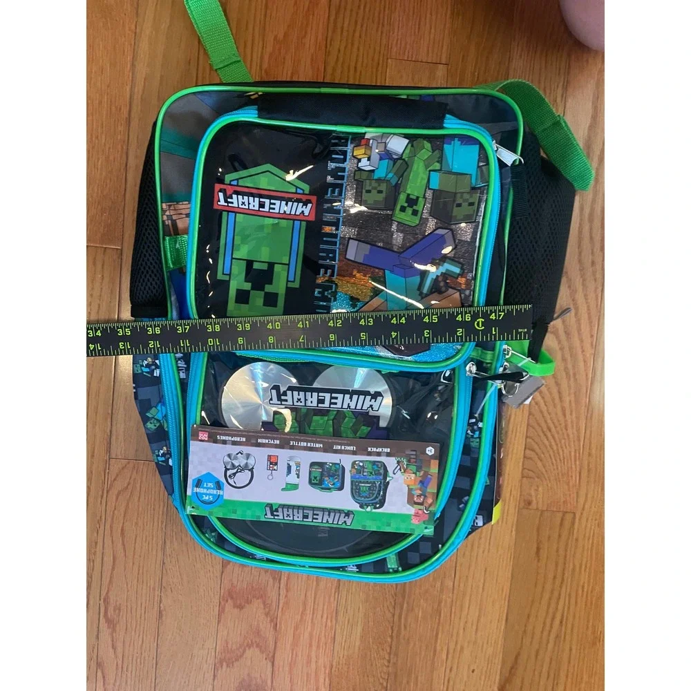 Minecraft 5 Piece Backpack Set with Headphones Lunch Bag Water Bottle Keychain